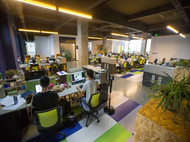 山东网红蹦床价格